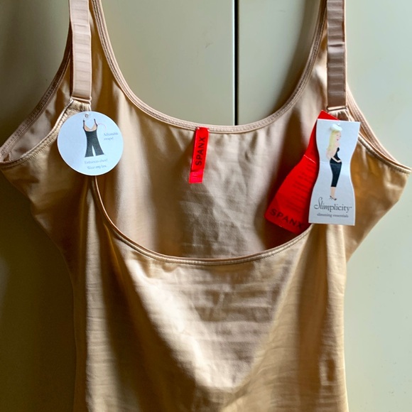 SPANX bodysuit. (M) New with tags. - Picture 2 of 4
